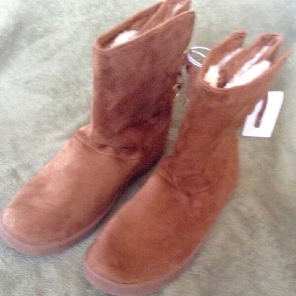 Joe boxer furry winter boots